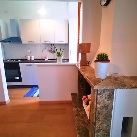 Appartament Sunrise 150mt From The Apartament *