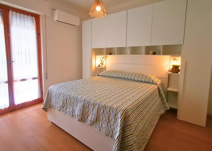 Appartament Sunrise 150mt From The *